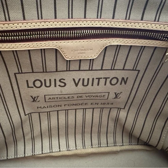 Louis Vuitton Neverfull MM – Monogram Canvas – Authentic – Very Gently Used - Picture 5 of 10